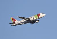 CS-TTV @ ESSA - RWY 19R - by wijken