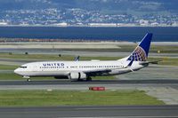 N33262 @ KSFO - Sky Terrace SFO 2020. - by Clayton Eddy