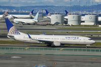N62889 @ KSFO - Sky Terrace SFO 2020. - by Clayton Eddy