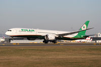 B-17803 @ LOWW - Eva Air Boeing 787-10