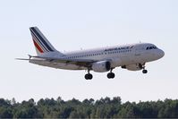 F-GRHH @ LFBD - Airbus A319-111, On final rwy 05, Bordeaux-Mérignac airport (LFBD-BOD) - by Yves-Q