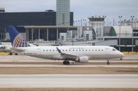 N979RP @ KORD - ERJ-170-100SE