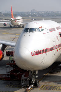 VT-ESP @ VABB - “Ajanta” at the gate as AI-965 bound for Hyderabad, while VT-EVB “Velha Goa” in the background taxies in on a winter afternoon as AI-865 from Delhi. - by Arjun Sarup