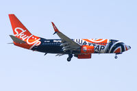 UR-SQE @ LOWW - SkyUp Airlines Boeing 737-700 FC Shaktar - livery - by Thomas Ramgraber