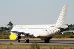 EC-MFM @ LFBD - Airbus A320-232, Lining up rwy 05, Bordeaux Mérignac airport (LFBD-BOD) - by Yves-Q