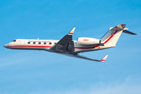 0001 @ EPWA - Gulfstream Aerospace GV-SP (G550) podczas startu z lotniska EPWA - by jarosław Kusak