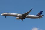 N57862 @ KORD - Boeing 757-33N - by Mark Pasqualino