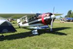 N4332V @ KOSH - Cessna 195
