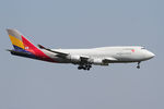 HL7417 @ LOWW - Asiana Boeing 747 - by Andreas Ranner
