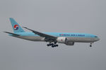 HL8044 @ LOWW - Korean Air B777 - by Andreas Ranner