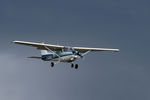 C-GAMG @ CYXX - Landing on 19 - by Guy Pambrun