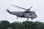ZE422 @ LFRJ - Westland Sea King ASaC.7, Take off, Landivisiau Naval Air Base (LFRJ) Tiger Meet 2017 - by Yves-Q