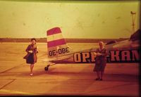 OE-DBE - Foto mit meinen Tanten Trude und Hilda. Geschätzt 1959? - by Ludwig Strasky