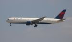 N140LL @ KLAX - LAX 2018 - by Florida Metal