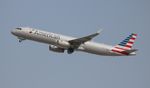N146AA @ KLAX - LAX 2015