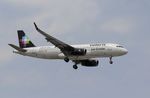 XA-VLQ @ KORD - Airbus A320-233 - by Mark Pasqualino
