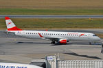 OE-LWN @ LOWW - Turning in to parking