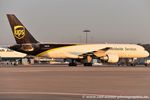 N427UP @ EDDK - Boeing 757-24APF - 5X UPS United Parcel Service - 25458 - N427UP - 04.02.2019 - CGN - by Ralf Winter