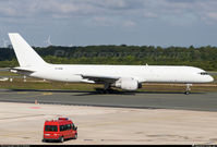 VP-BHM @ EDLP - 1991 Boeing 757-222SF - by Moritz Klöckner