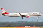 OE-LWO @ LOWW - On short finals - by Robert Kearney