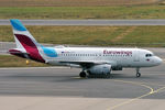 OE-LYY @ LOWW - Taxiing in after arrival - by Robert Kearney