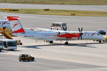 OE-LGK @ LOWW - Preparing for departure - by Robert Kearney