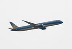 VN-A879 @ ESSA - RWY 26 - by wijken