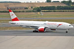 OE-LPD @ LOWW - Taxiing in after arrival - by Robert Kearney