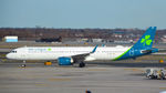 EI-LRC @ KJFK - Taxi to park JFK