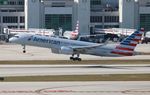 N188AN @ KMIA - MIA 2017 - by Florida Metal