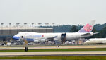 B-18706 @ KATL - Parking Atlanta