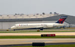 N894AT @ KATL - Taxi Atlanta - by Ronald Barker