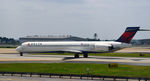N927DN @ KATL - Taxi Atlanta - by Ronald Barker