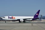 N183FE @ KSFO - SFO 2020.