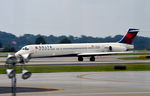N953DL @ KATL - Taxi Atlanta - by Ronald Barker