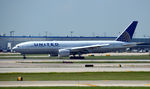 N775UA @ KORD - Landing O'Hare