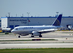 N813UA @ KORD - Landing O'Hare - by Ronald Barker