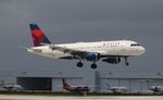 N329NB @ KFLL - FLL 2019 - by Florida Metal