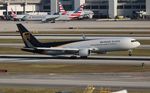 N342UP @ KMIA - MIA 2017 - by Florida Metal