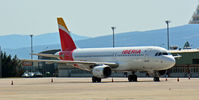 EC-KOH @ VIT - Aeropuerto de Foronda - Vitoria-Gasteiz - Euskadi - España - by Pedro Maria Martínez De Antoñana