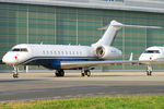 P4-AVA @ LOWW - private Bombardier Global 5000 - by Thomas Ramgraber