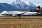 D-AIUN @ SZG - Lufthansa - by Chris Jilli