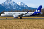 SE-ROX @ SZG - SAS Scandinavian Airlines - by Chris Jilli