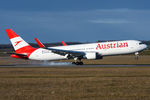 OE-LAW @ VIE - Austrian Airlines - by Chris Jilli