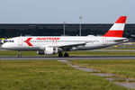 OE-LBO @ VIE - Austrian Airlines - by Chris Jilli