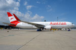 OE-LAY @ VIE - Austrian Airlines - by Chris Jilli