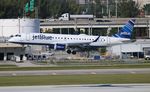 N354JB @ KFLL - FLL 2016