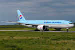 HL8043 @ VIE - Korean Air Cargo - by Chris Jilli