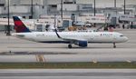 N363DN @ KMIA - MIA 2018 - by Florida Metal