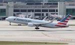 N382AN @ KMIA - MIA 2014 - by Florida Metal